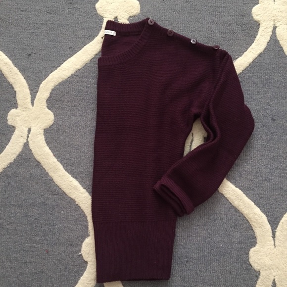 Eggplant cozy knit sweater with button shoulder - Picture 2 of 7